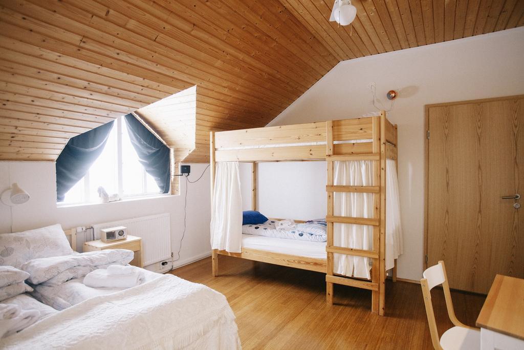 Skorrahestar * Neskaupstaður